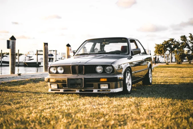 BMW E30