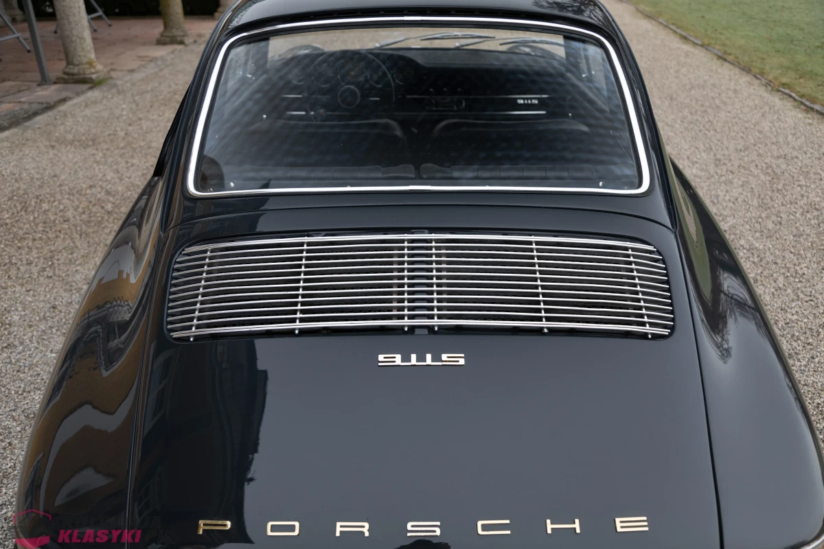 Porsche 911 S Coupé z 1967 - Francja