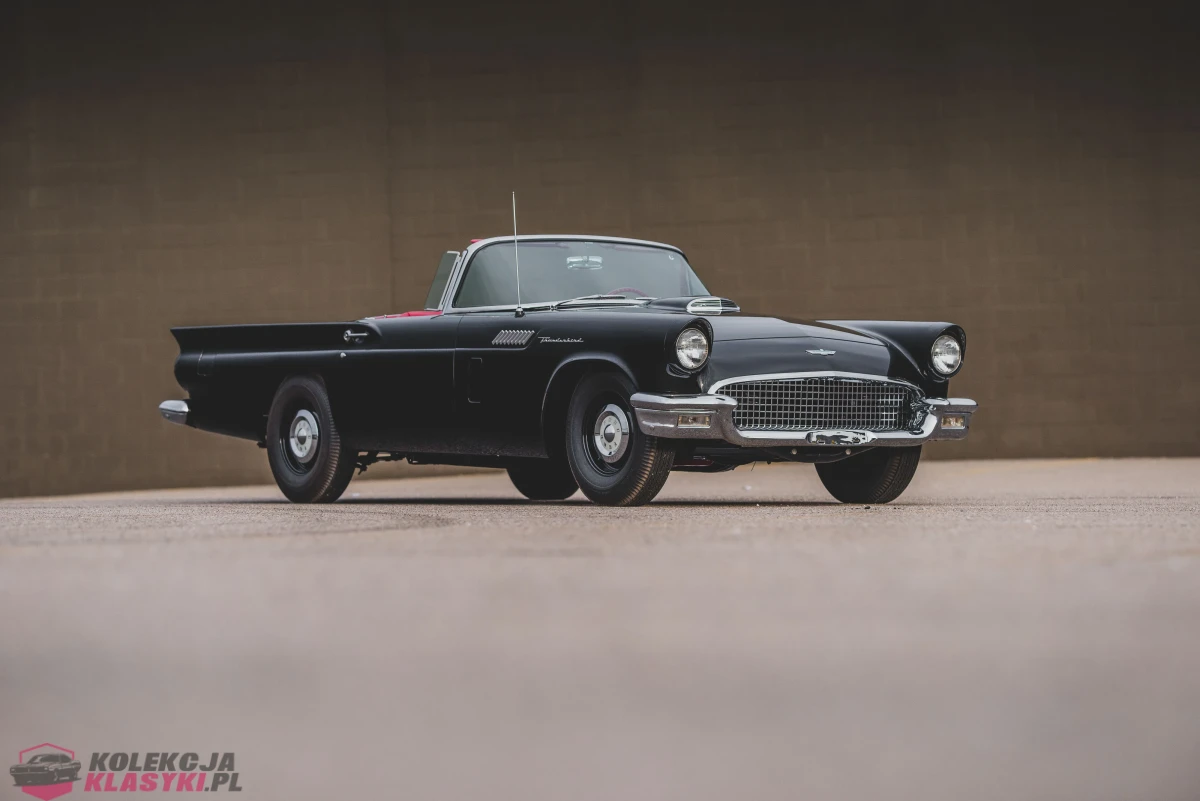 Ford Thunderbird 'F-Code' z 1957 roku - USA