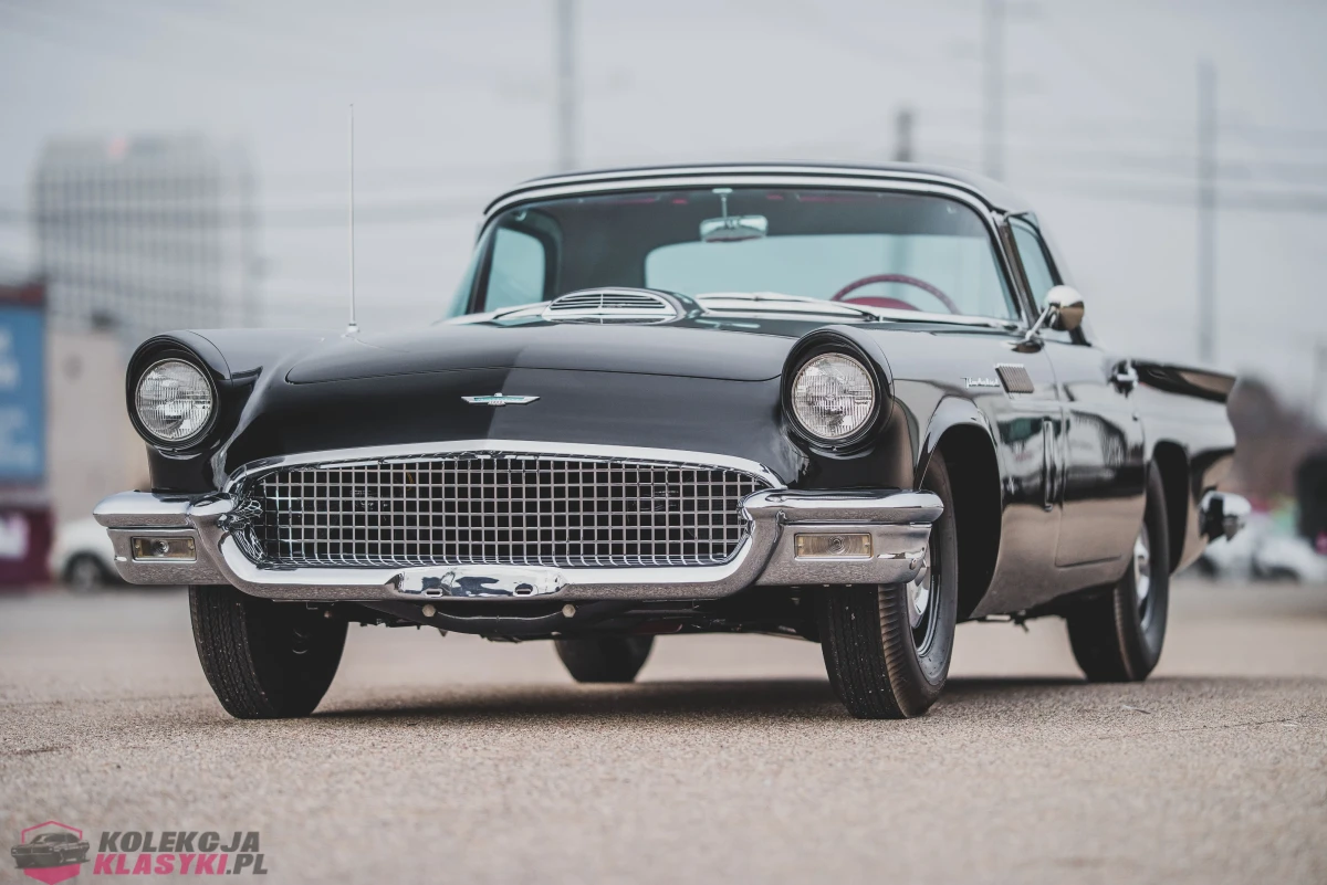 Ford Thunderbird 'F-Code' z 1957 roku - USA