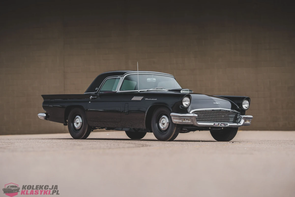 Ford Thunderbird 'F-Code' z 1957 roku - USA
