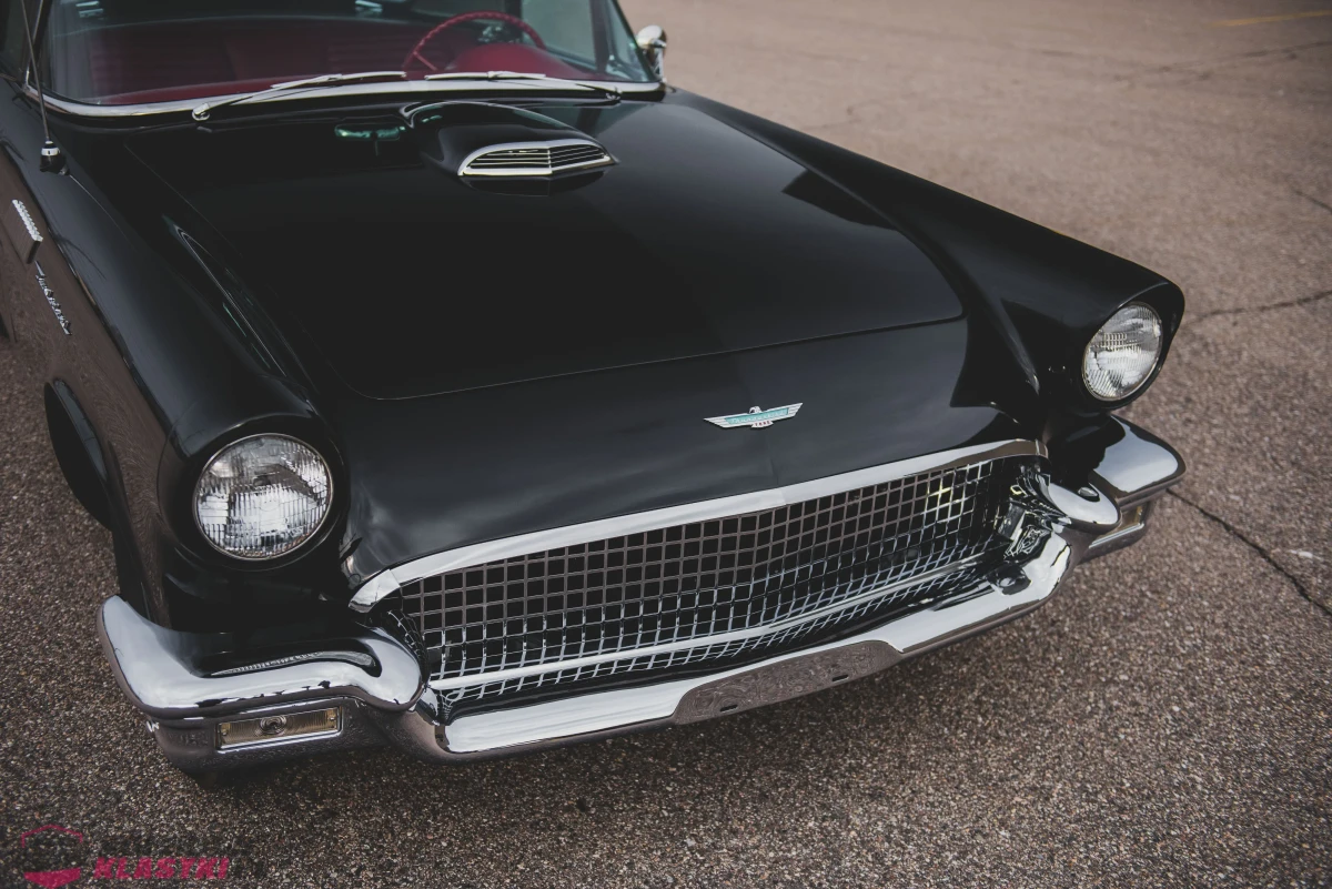 Ford Thunderbird 'F-Code' z 1957 roku - USA