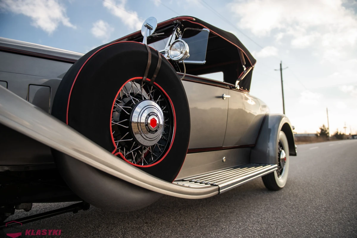 Packard 840 DeLuxe Eight Roadster z 1931 roku - USA