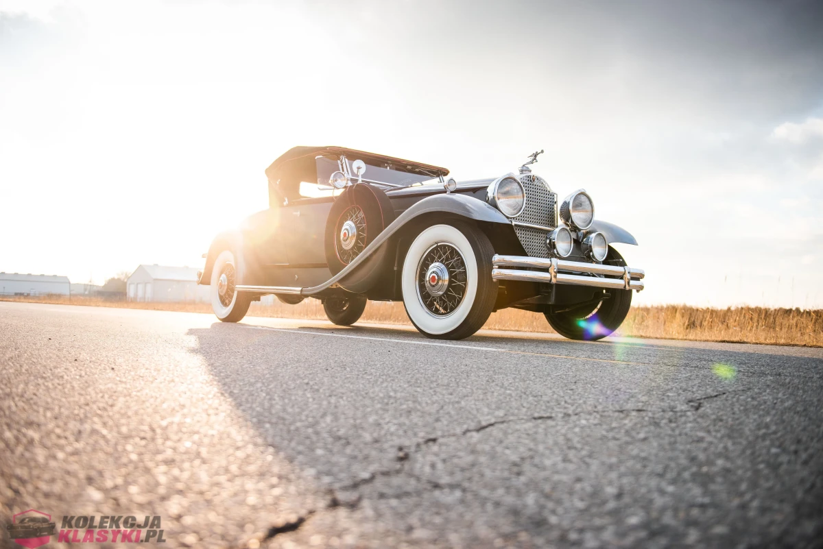 Packard 840 DeLuxe Eight Roadster z 1931 roku - USA