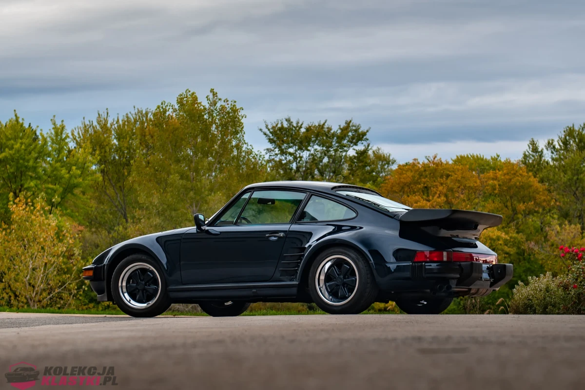 Porsche 911 Turbo 'Flat-Nose' Coupe z 1988 roku - USA