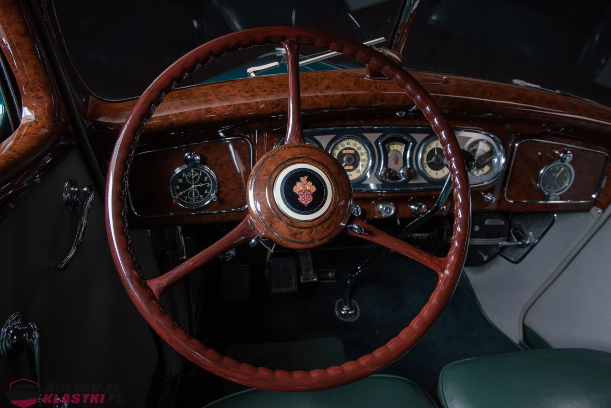 Packard Twelve Sport Coupe by LeBaron z 1934 roku - USA
