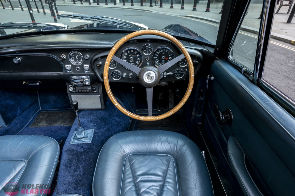 Aston Martin DB6 Vantage Volante z 1967 roku - Wielka Brytania