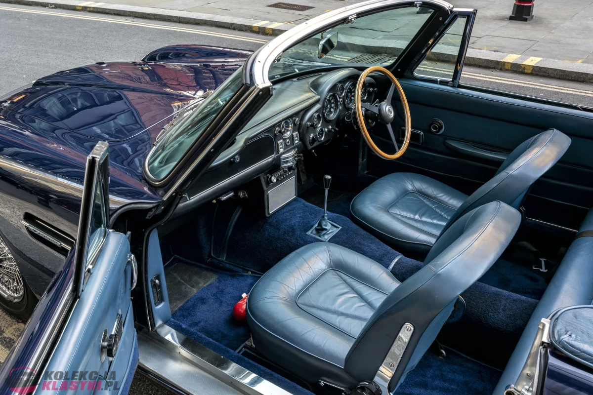 Aston Martin DB6 Vantage Volante z 1967 roku - Wielka Brytania