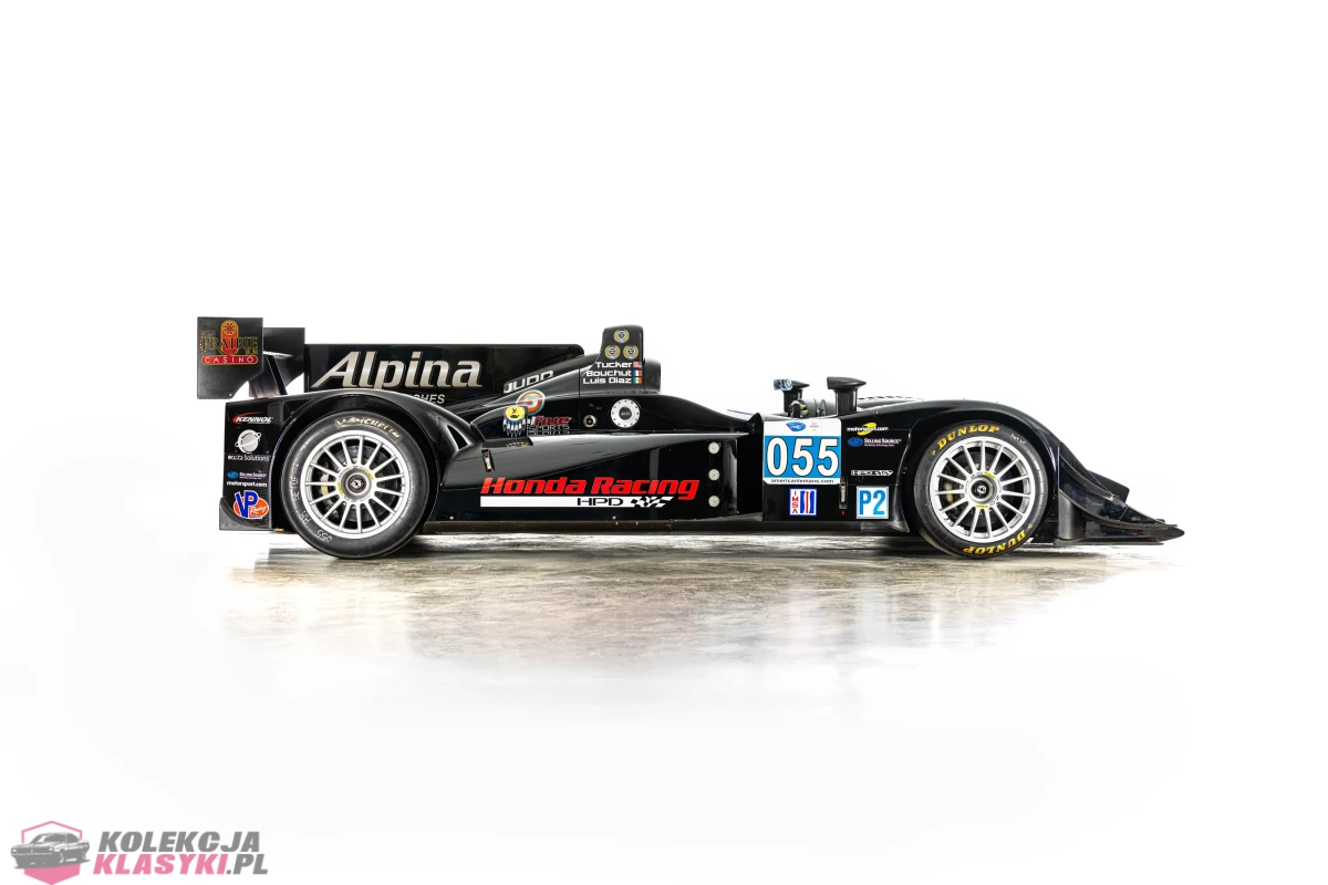Lola B11/43 z 2011 roku - Wielka Brytania
