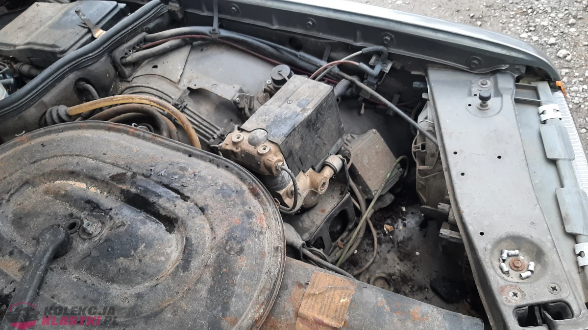 Mercedes 126 300 SE Automat, skóra