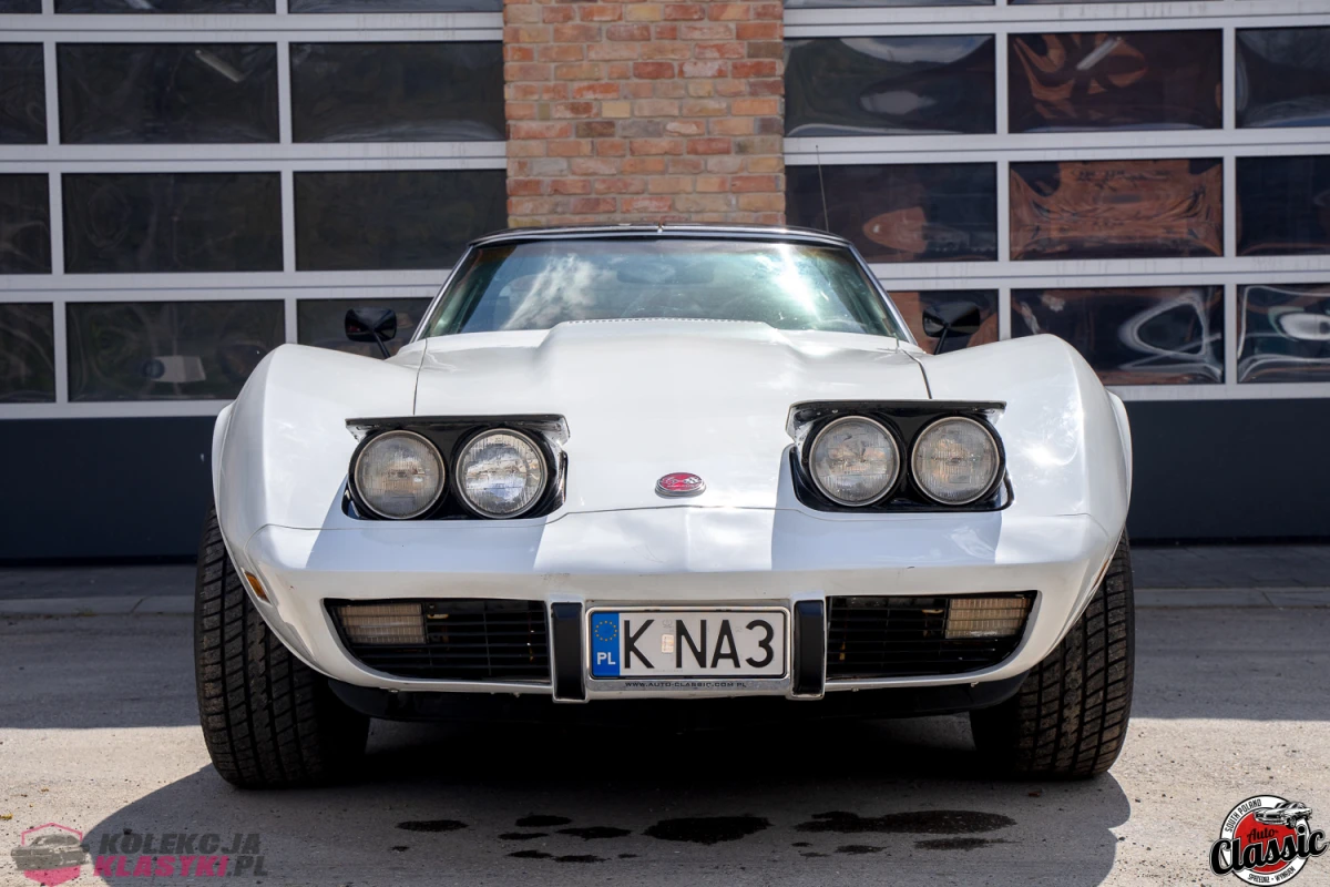 Chevrolet Corvette C3 1976 silnik 5,7l 220KM