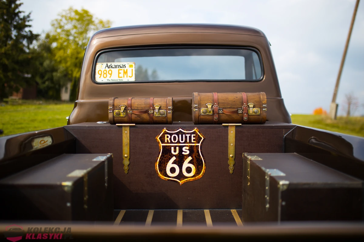 FORD F100