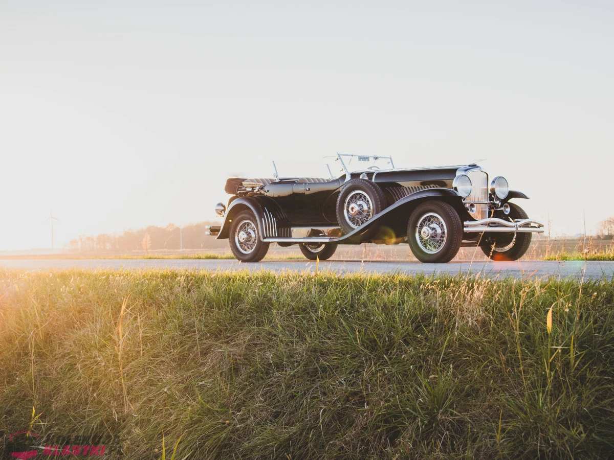 1929 Duesenberg Model J 'Sweep Panel' Dual-Cowl Phaeton by LeBaron