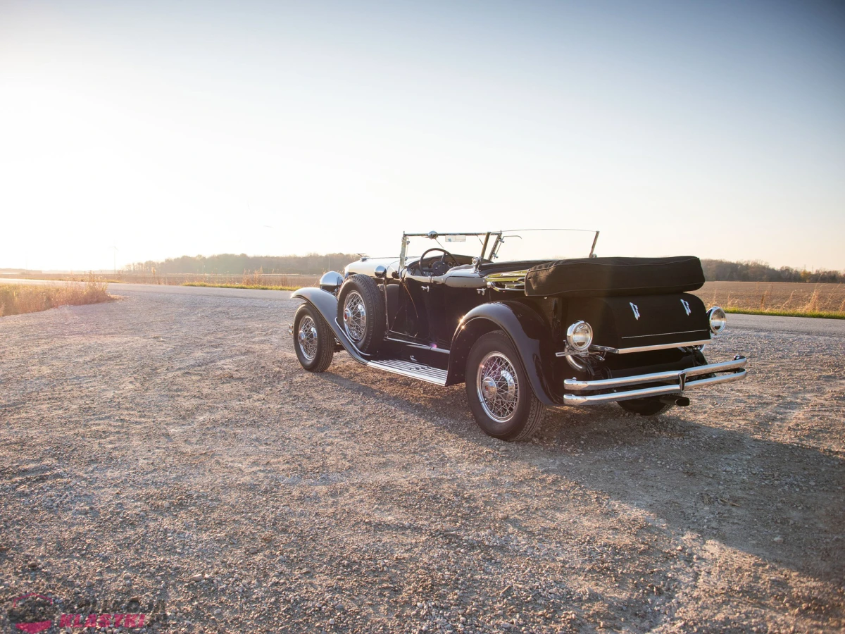 1929 Duesenberg Model J 'Sweep Panel' Dual-Cowl Phaeton by LeBaron