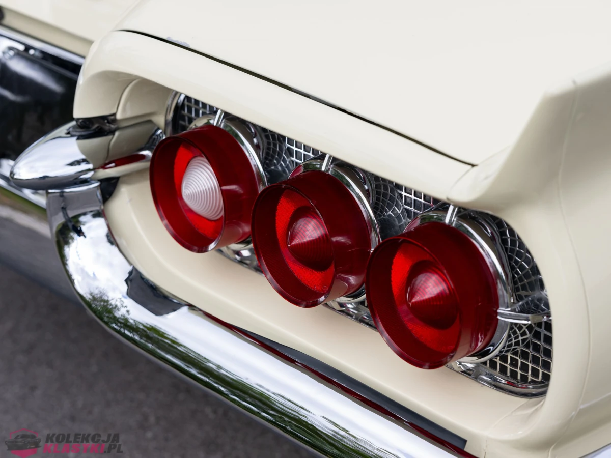 Ford Thunderbird