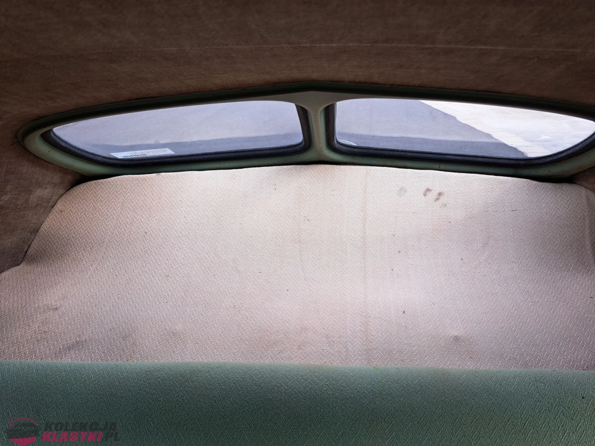 Volvo PV 444 - 1947 rok
