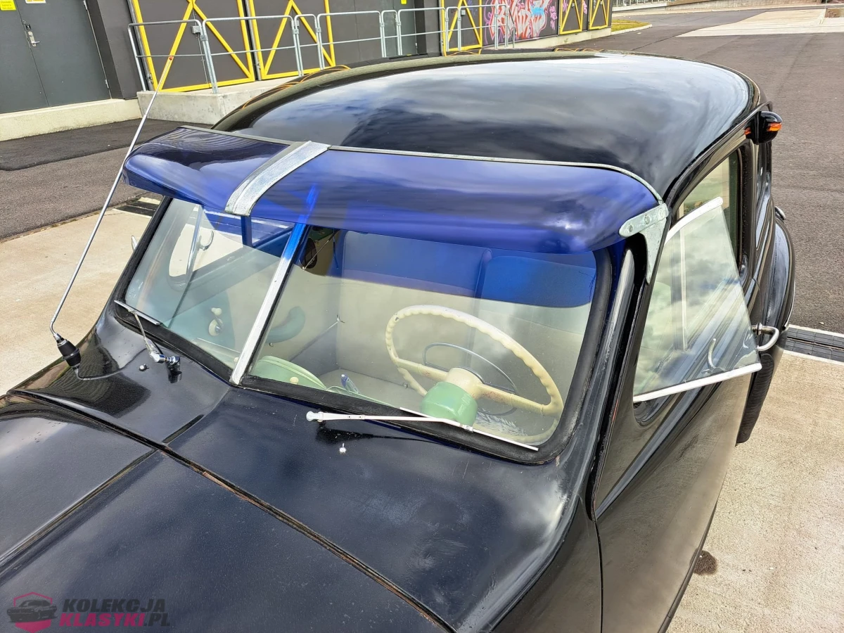 Volvo PV 444 - 1947 rok