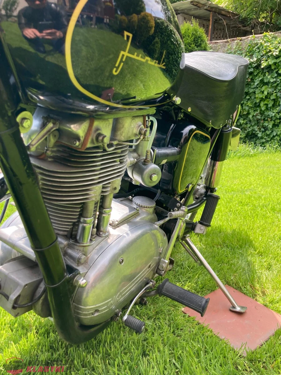 Piękny Junak M10 z 1964 roku