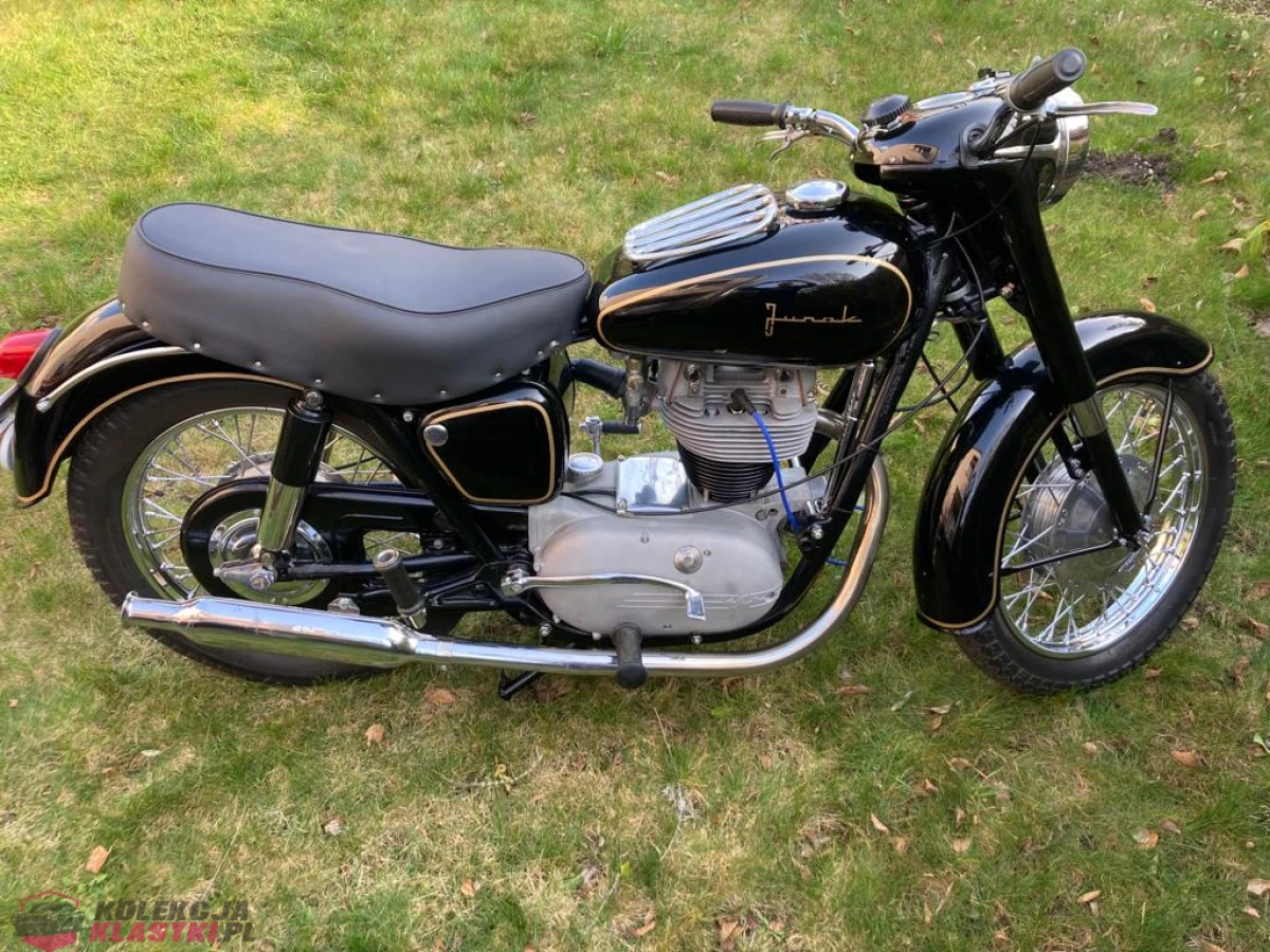 Kolekcja motocykli z lat 50-60 tych.