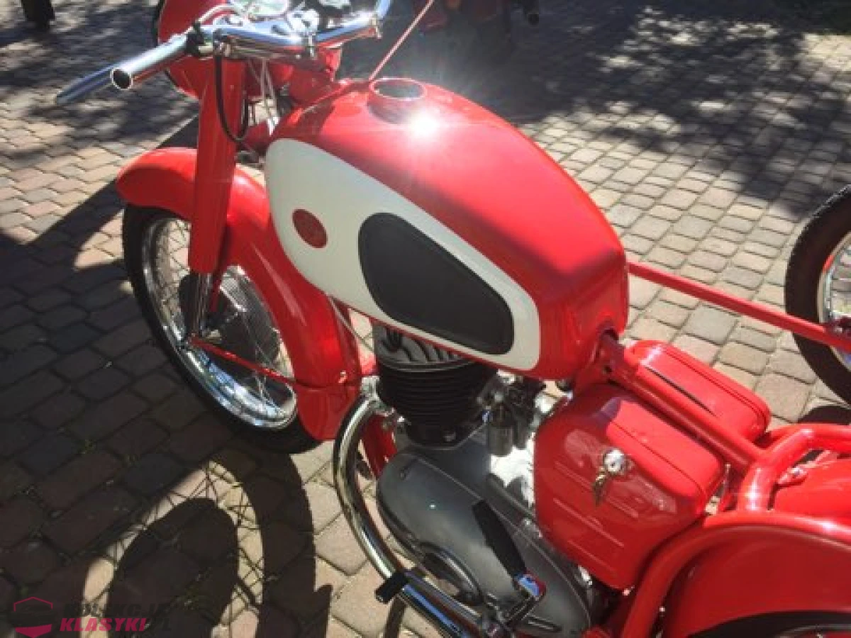Pannonia z 1960 r z gondolą po renowacji.