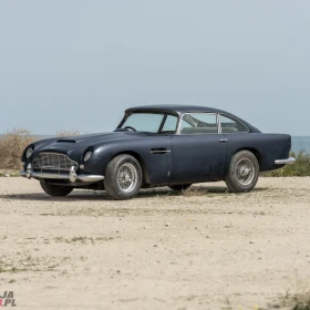 Aston Martin DB5 'Project' z 1964 roku - Włochy