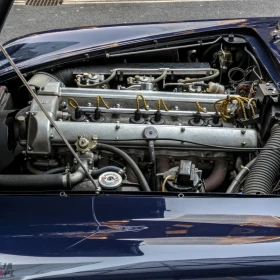 Aston Martin DB6 Vantage Volante z 1967 roku - Wielka Brytania