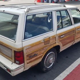 Chrysler LeBaron Town&Country Station Wagon - 1984 r.