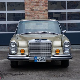 Mercedes Benz 280 SE z 1972 roku, silnik 4,5l o mocy 199 złoty