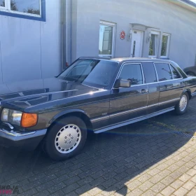 Mercedes Benz w126 560SEL Ultra Limousine 