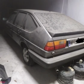 VW PASSAT B2 1,6b 1988r