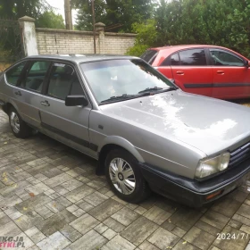 VW PASSAT B2 1,6b 1988r