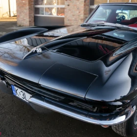  Chevrolet Corvette C2 Coupe