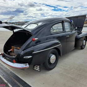 Volvo PV 444 - 1947 rok
