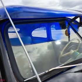 Volvo PV 444 - 1947 rok