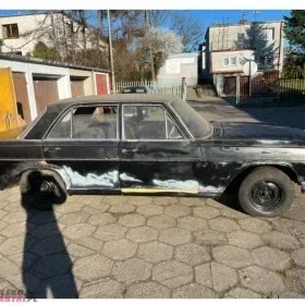 Mercedes 250 W108