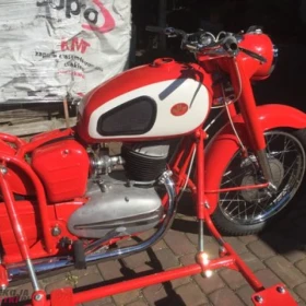Pannonia z 1960 r z gondolą po renowacji.