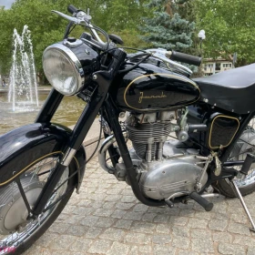 Piękny Junak z 1964 roku po renowacji